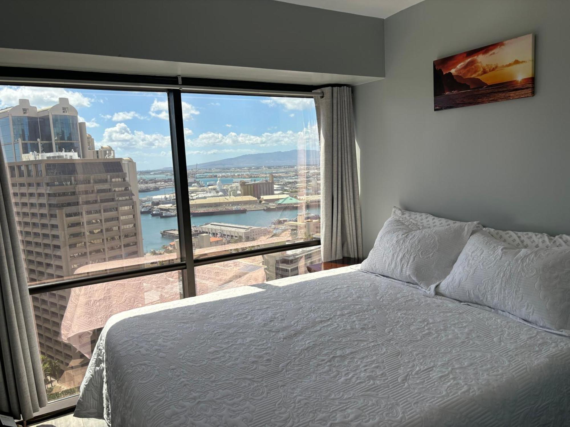 Condotel With Free Parking Wifi Central Ac 호놀룰루 객실 사진