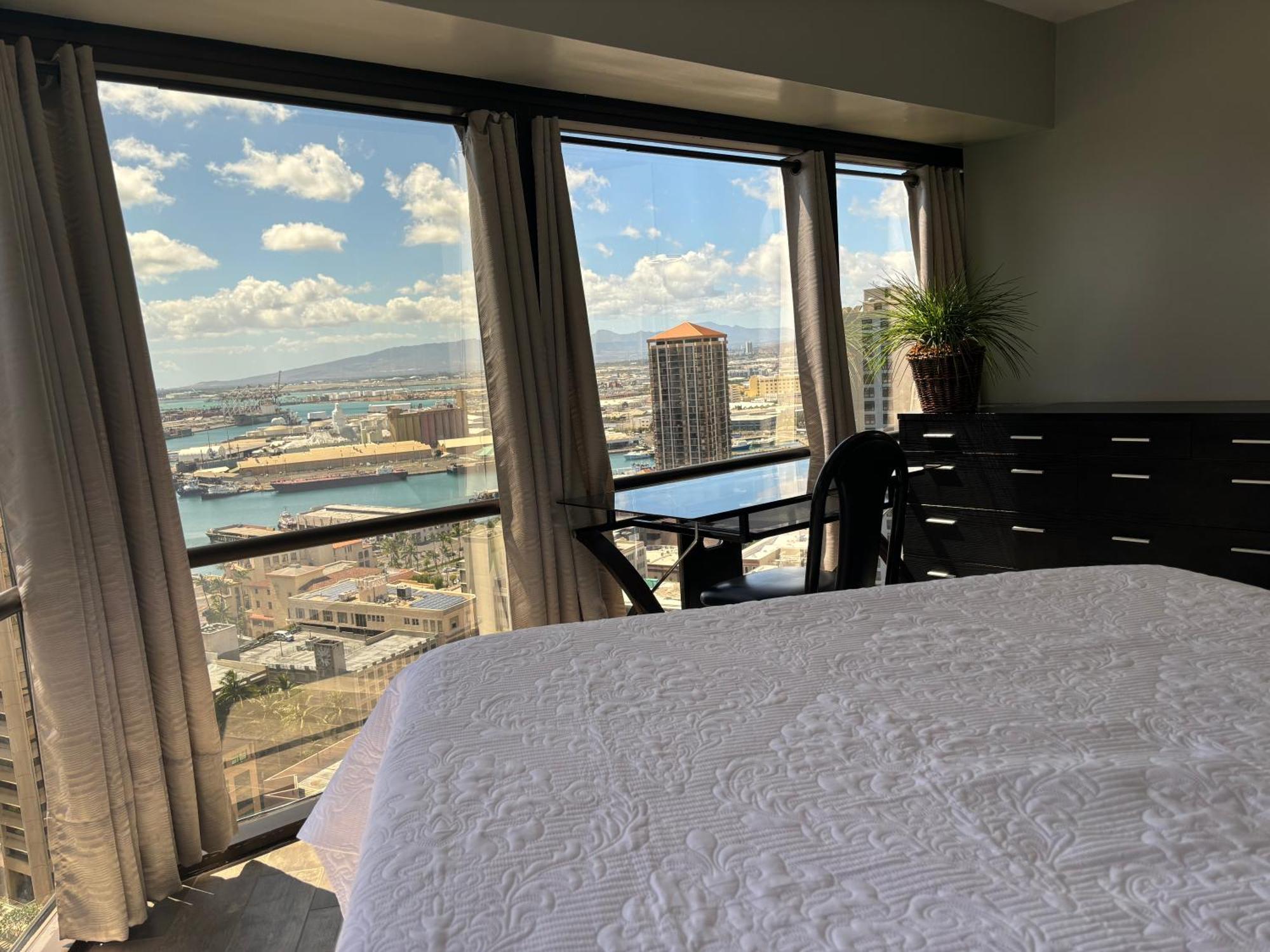 Condotel With Free Parking Wifi Central Ac 호놀룰루 객실 사진